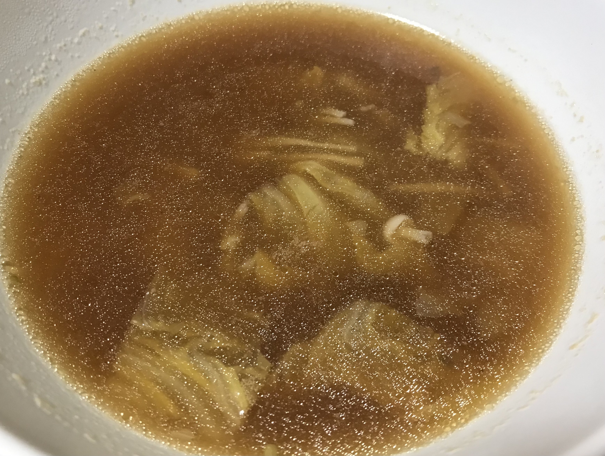 サッポロ一番味噌ラーメン味の白菜スープ