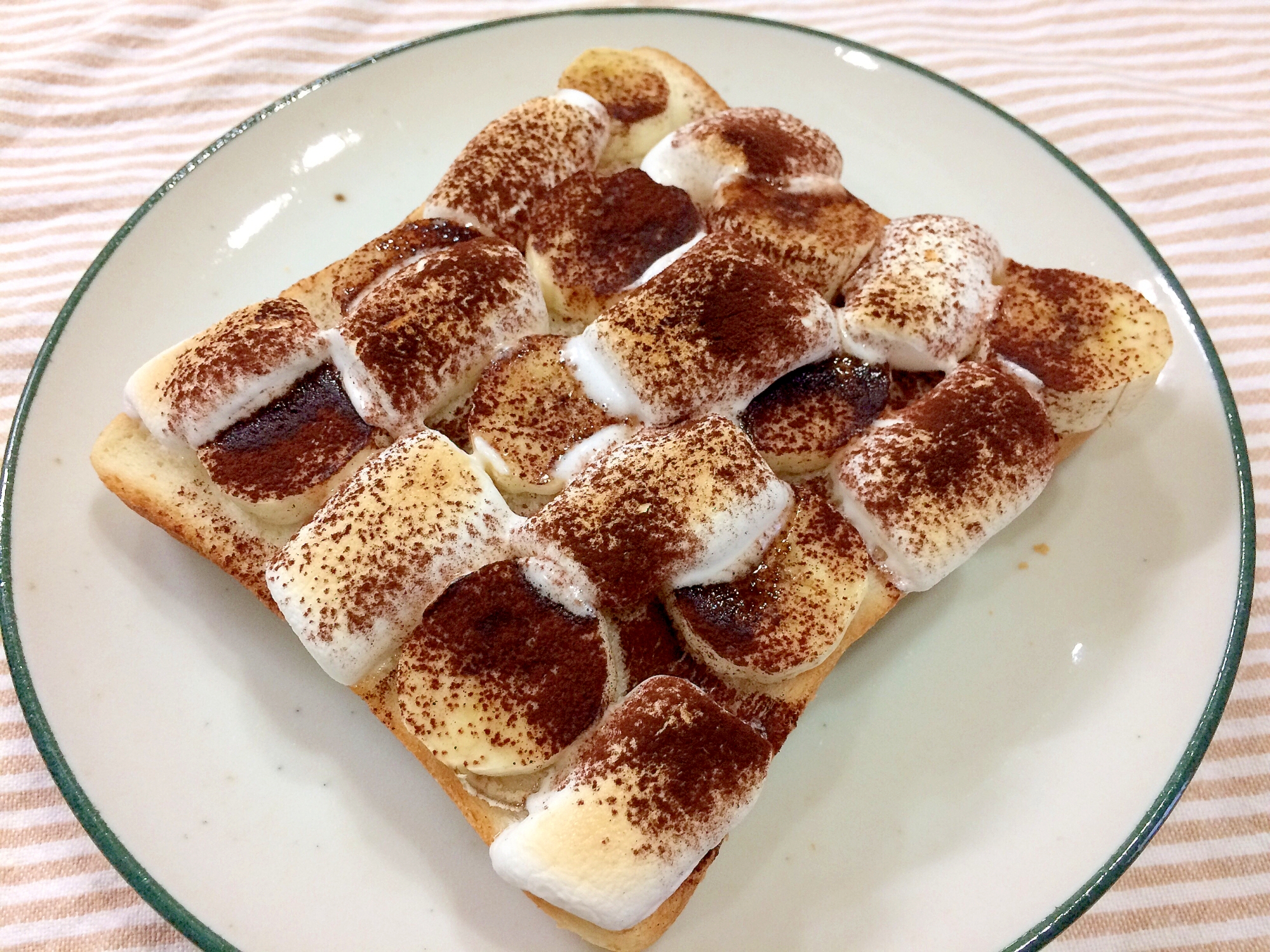 絶妙な甘さ バナナとマシュマロのココアトースト レシピ 作り方 By Fujimon58 楽天レシピ