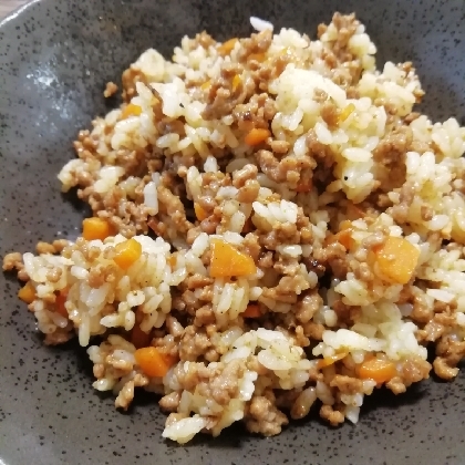 ぱぱっと作れる♪ドライカレー(カレーピラフ)