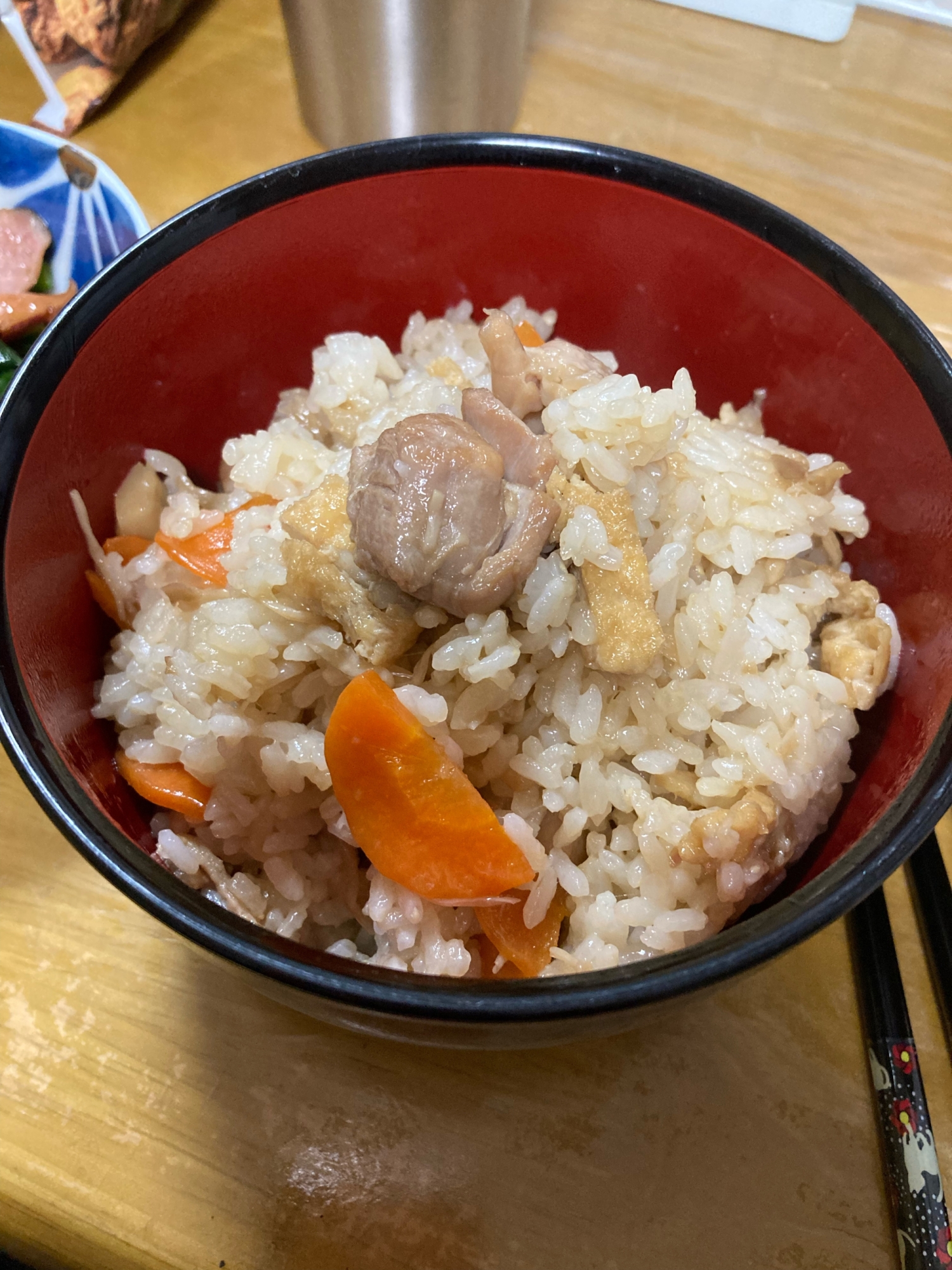 簡単！我が家の鶏肉の混ぜご飯(o^^o)