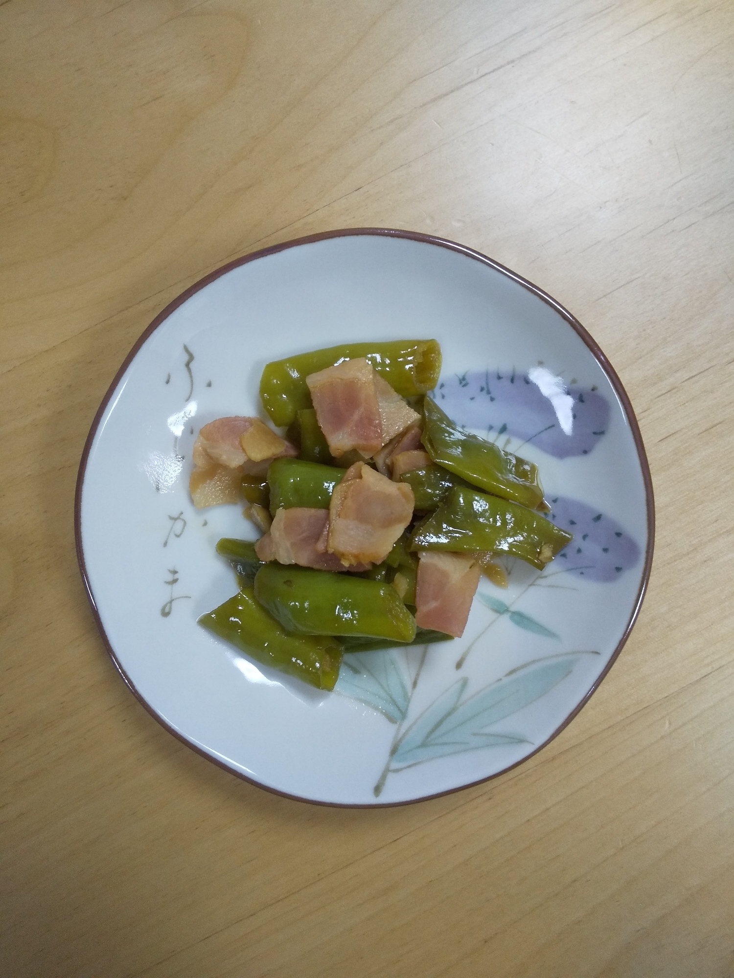 【ホットクック】ししとうとベーコンのにんにく醤油