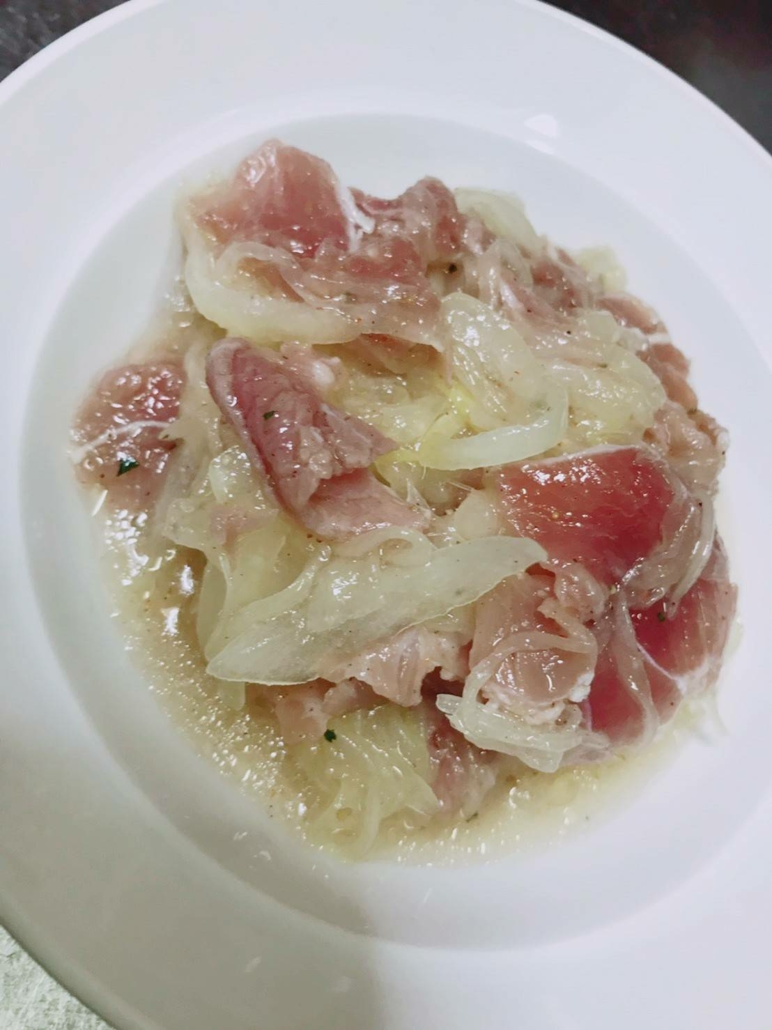 簡単!生ハムと玉ねぎのマリネ風