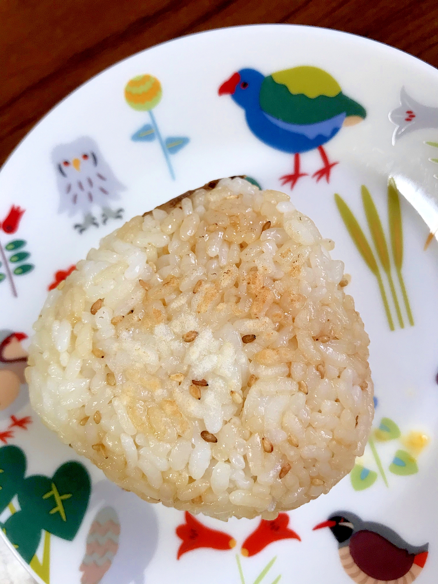 白ごまおかかの焼きおにぎり