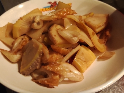 青海苔香る❤︎筍と竹輪のガリバタ醤油炒め