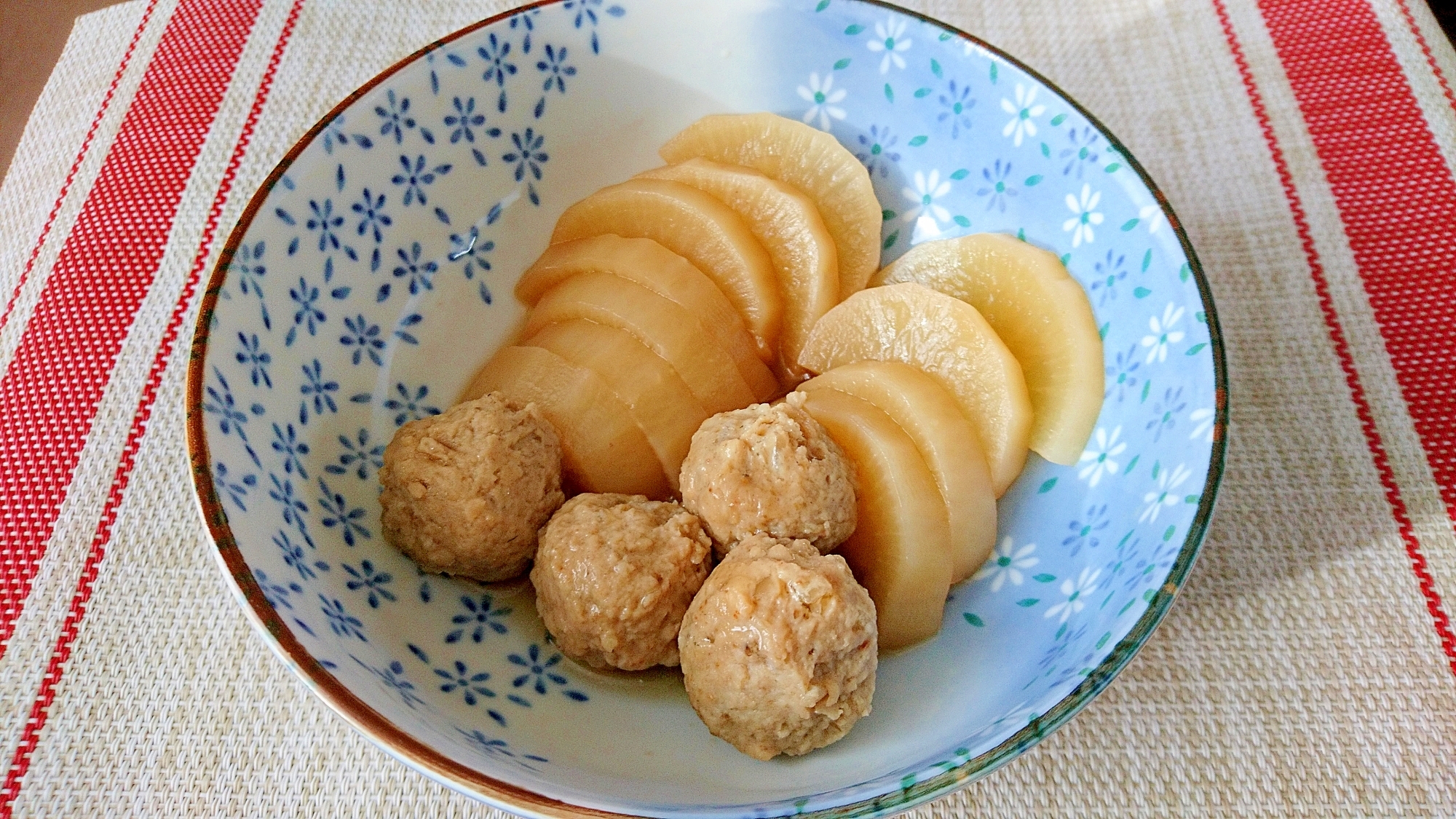 イワシつみれと大根の煮物