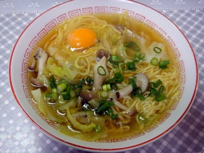 きのことキャベツの醤油ラーメン