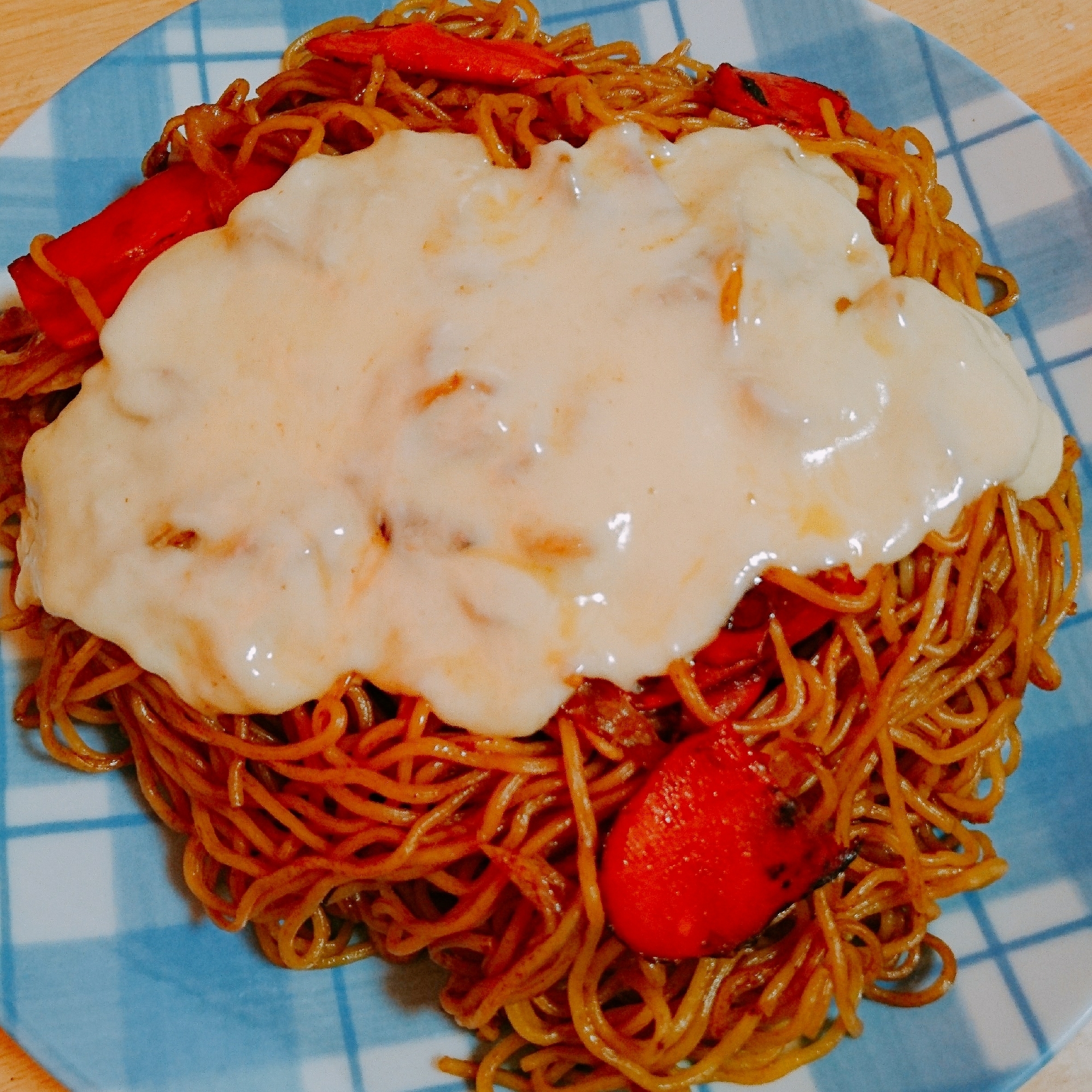 とろ～りチーズのソース焼きそば