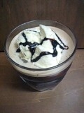 スタバの珈琲フロートのチョコもどき