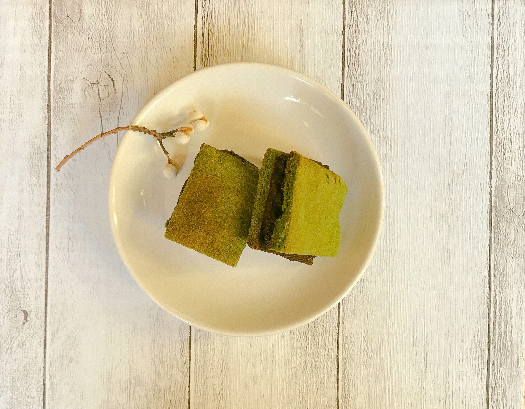 抹茶クッキーの生チョコサンド♪