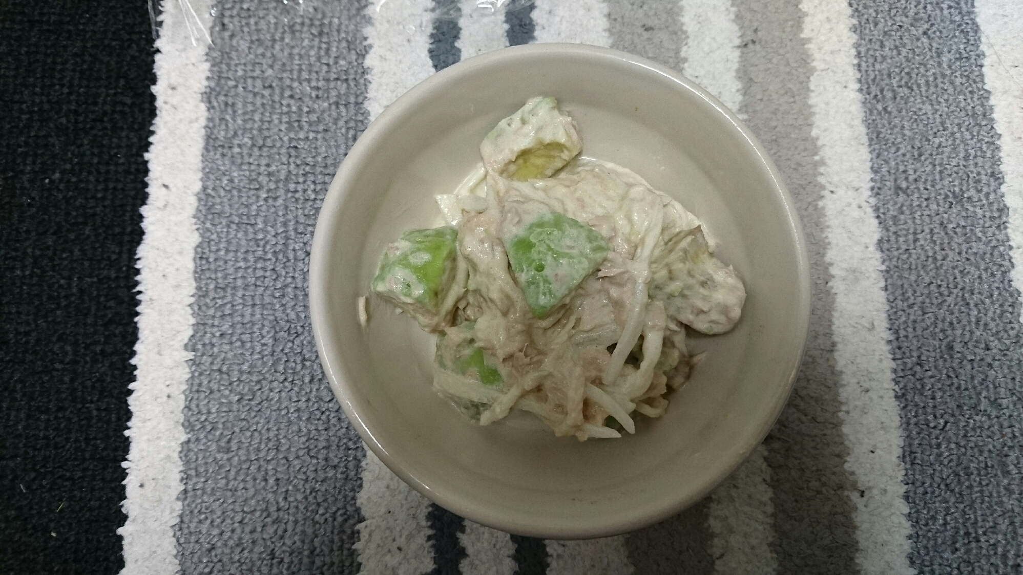 節約ボリューム♪大根とアボカドのツナサラダ