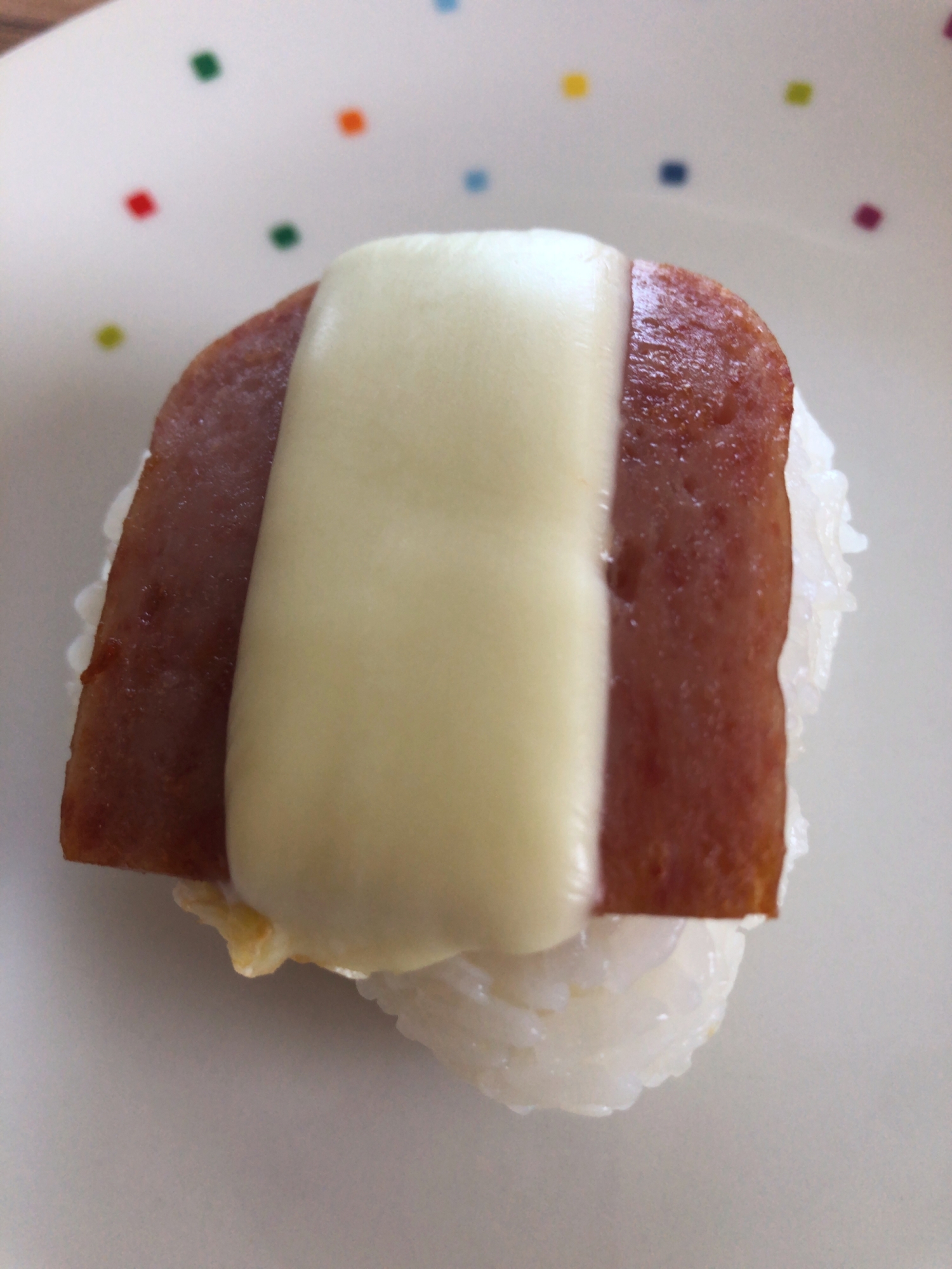 スパムチーズおにぎり レシピ 作り方 By 桜 咲子 楽天レシピ