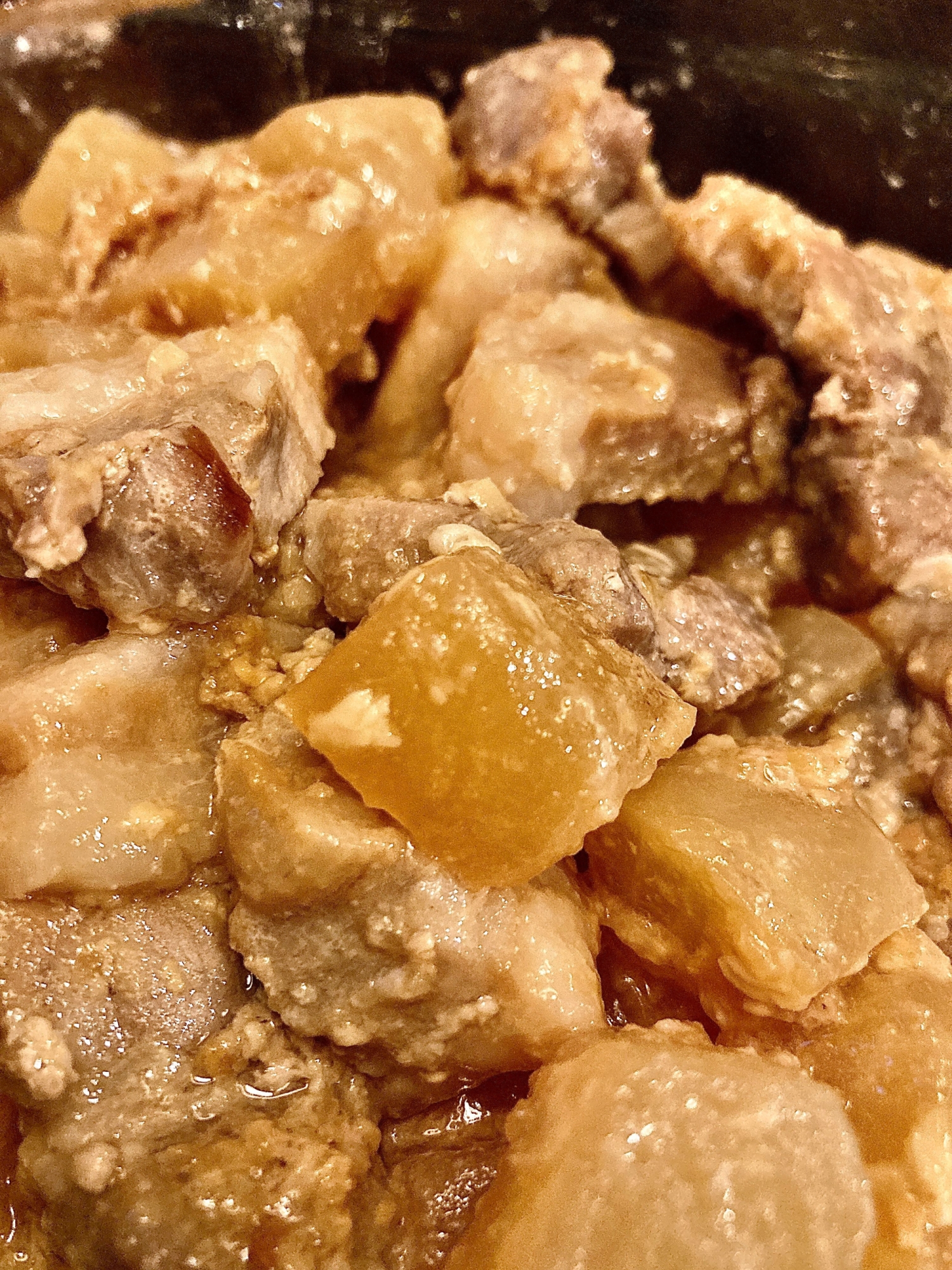 炊飯器で豚肉と大根の味噌煮