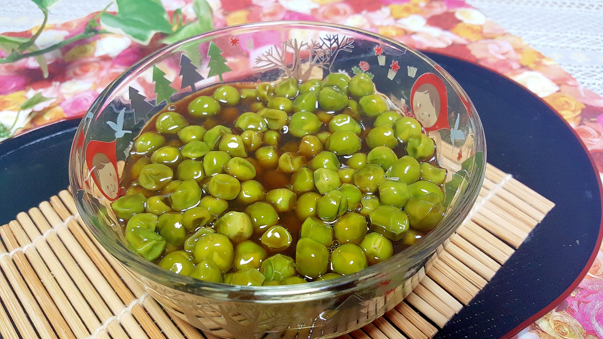 野菜のおやつ♪えんどう豆の黒糖生姜煮