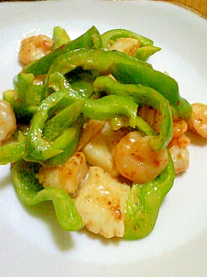 シーフードとピーマンのオイマヨ炒め♪