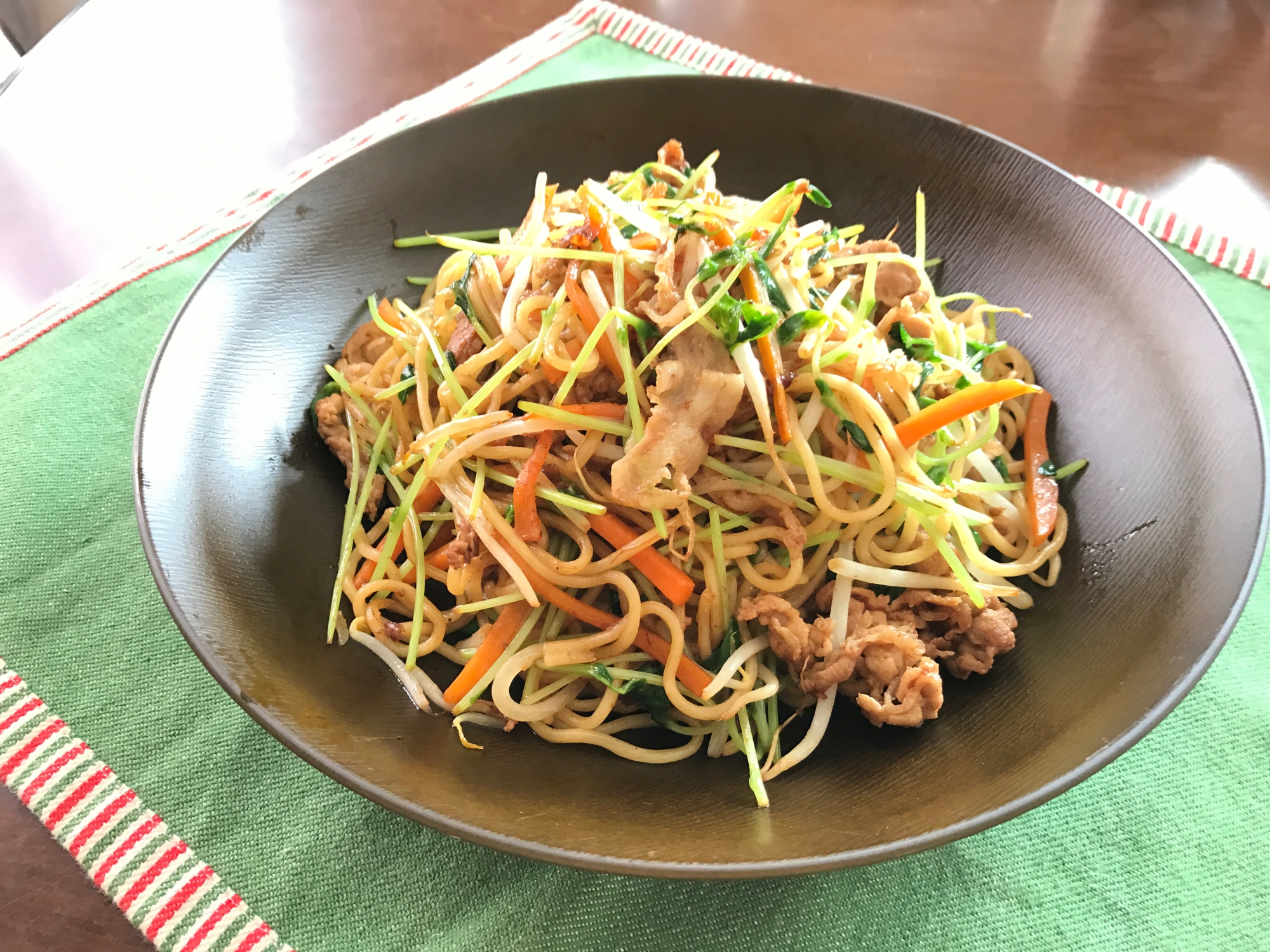 豆苗入り焼きそば