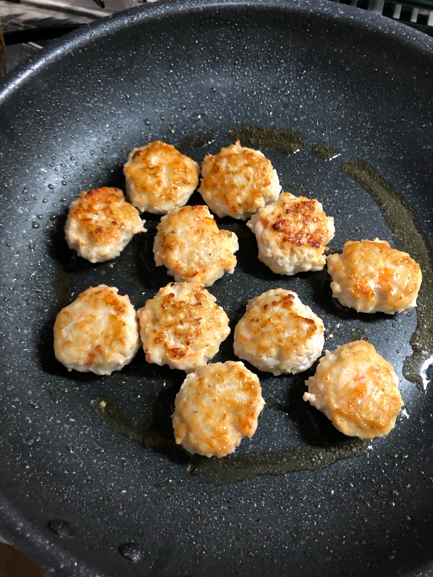 冷めても美味しい♪海老とレンコンのあっさり塩つくね