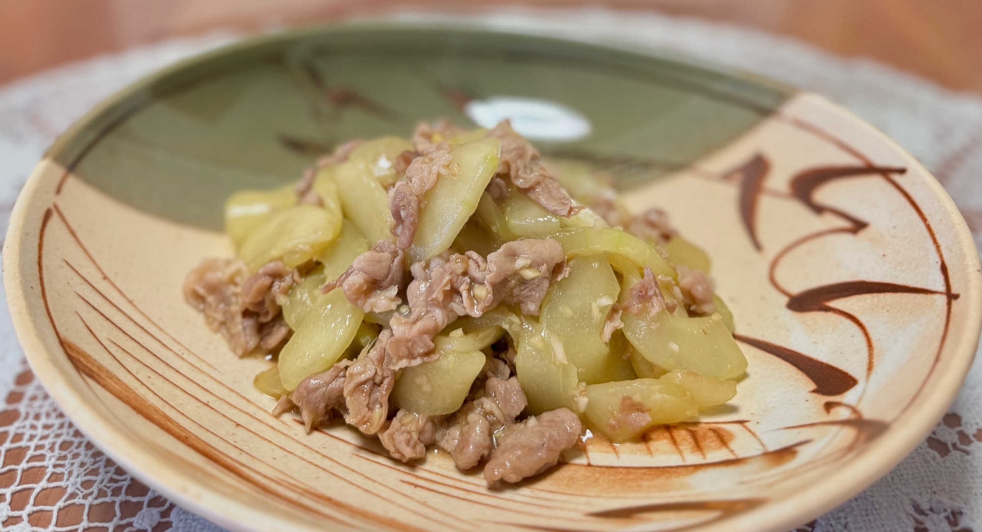 夏の味覚❗️加賀太きゅうりと豚肉の☆オイスター炒め