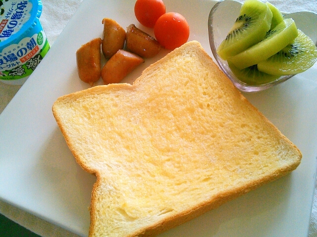 冷凍食パンで美味しいトースト朝ごはん♡