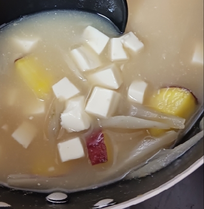 さつまいも✨ごぼう✨とうふ✨のお味噌汁