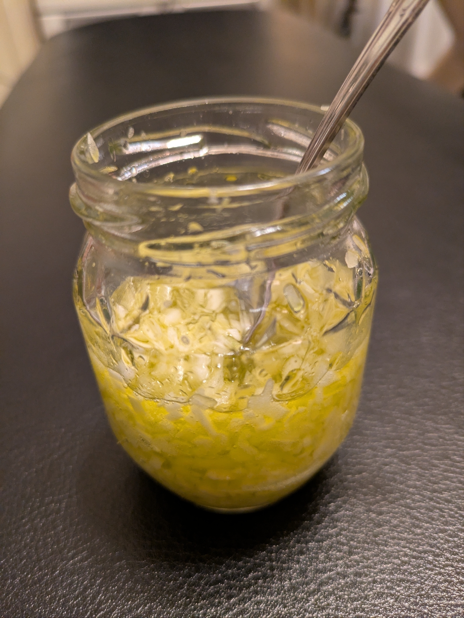 にんにくオリーブオイル漬け