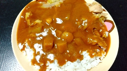 レトルトカレーの野菜足し・チーズ＆バターアレンジ