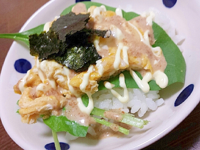 サラダほうれん草＆たまごやきのぷち丼＊