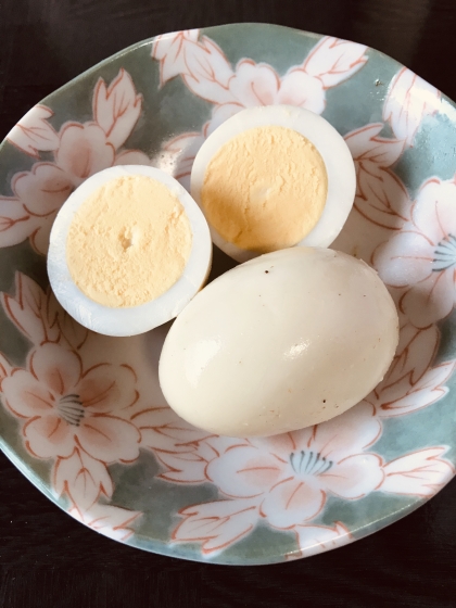 おでんに入っている卵は美味しいですね。
卵にダシの味がしっかり染みていて、黄身は丁度いい固さにできました。