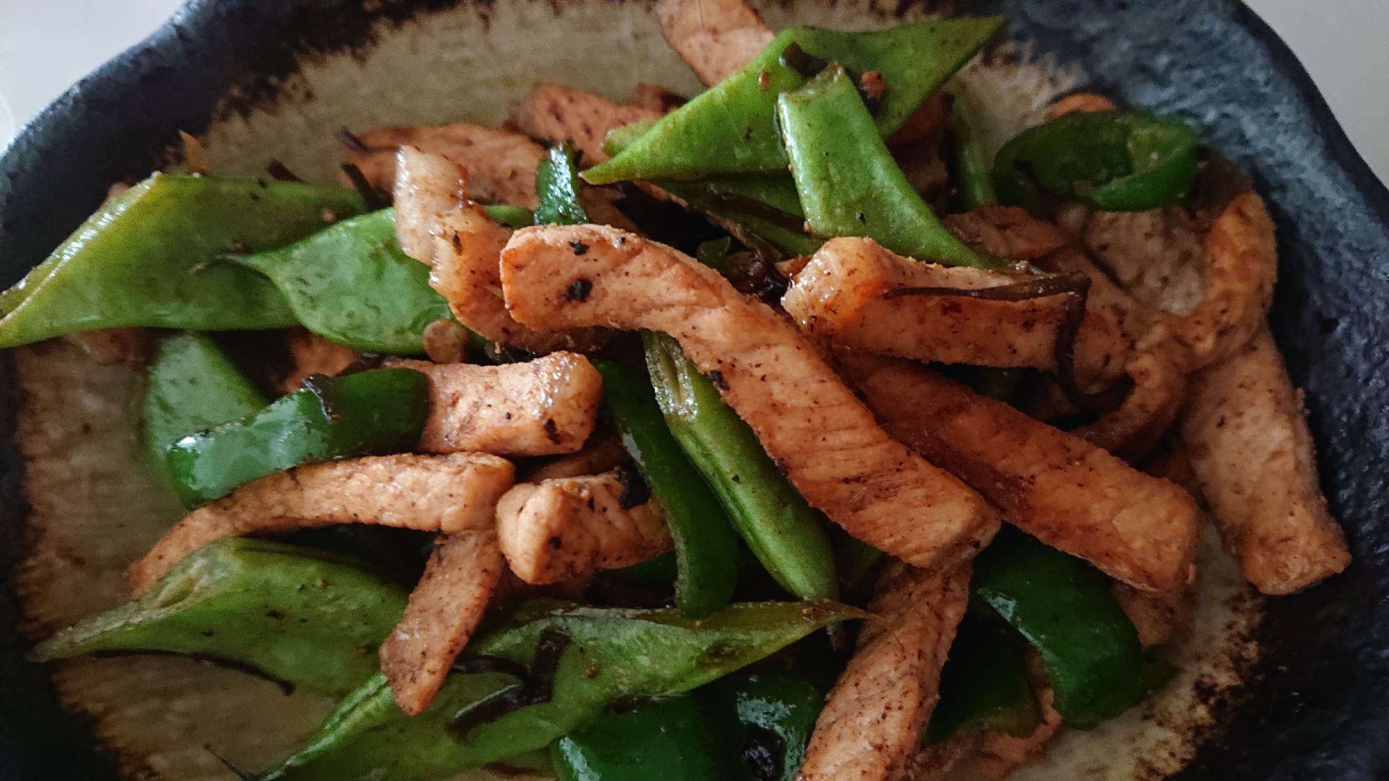 塩昆布とニンニクのさっぱり肉野菜炒め