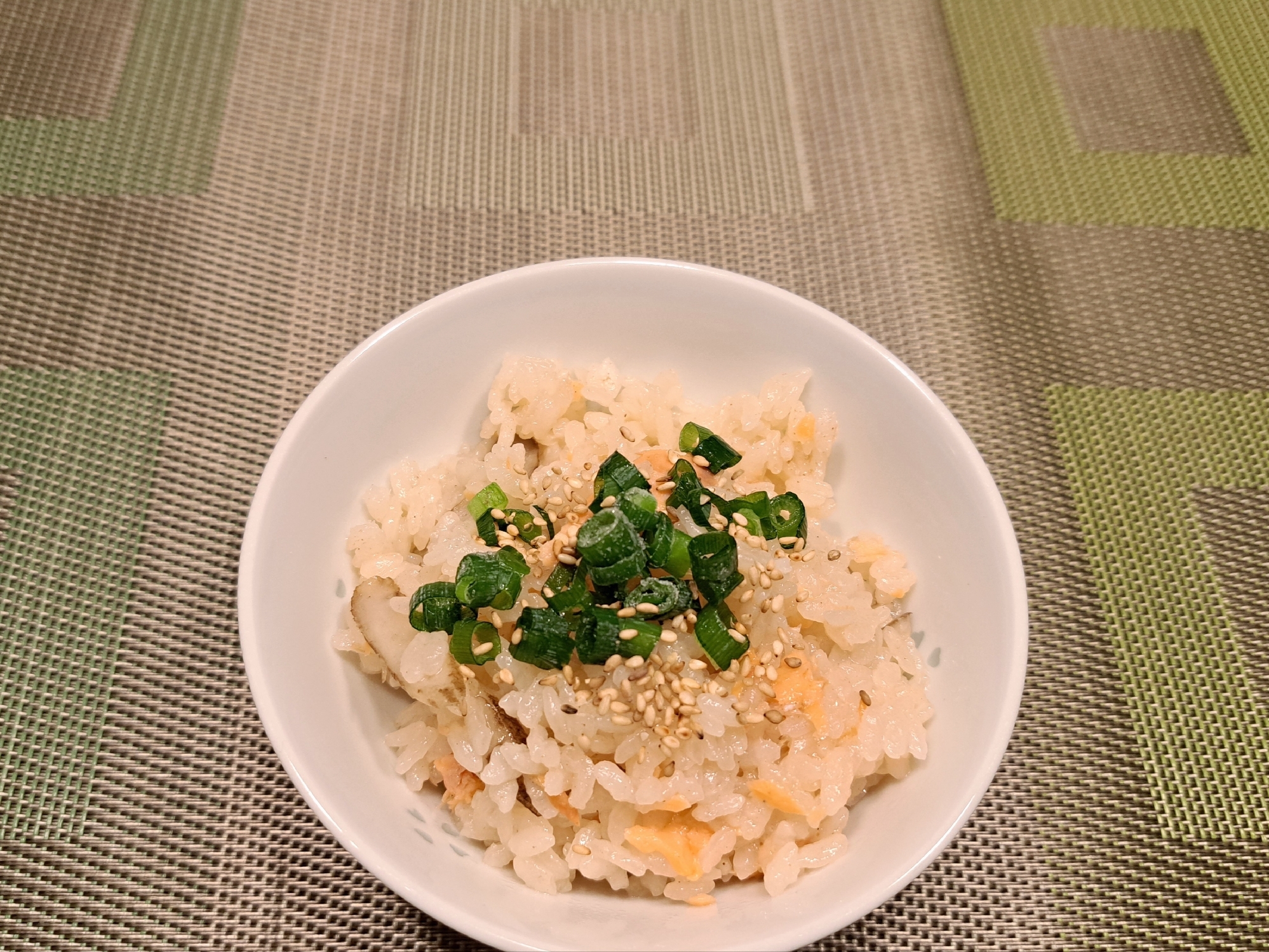 ごぼう と鮭の 炊き込みご飯