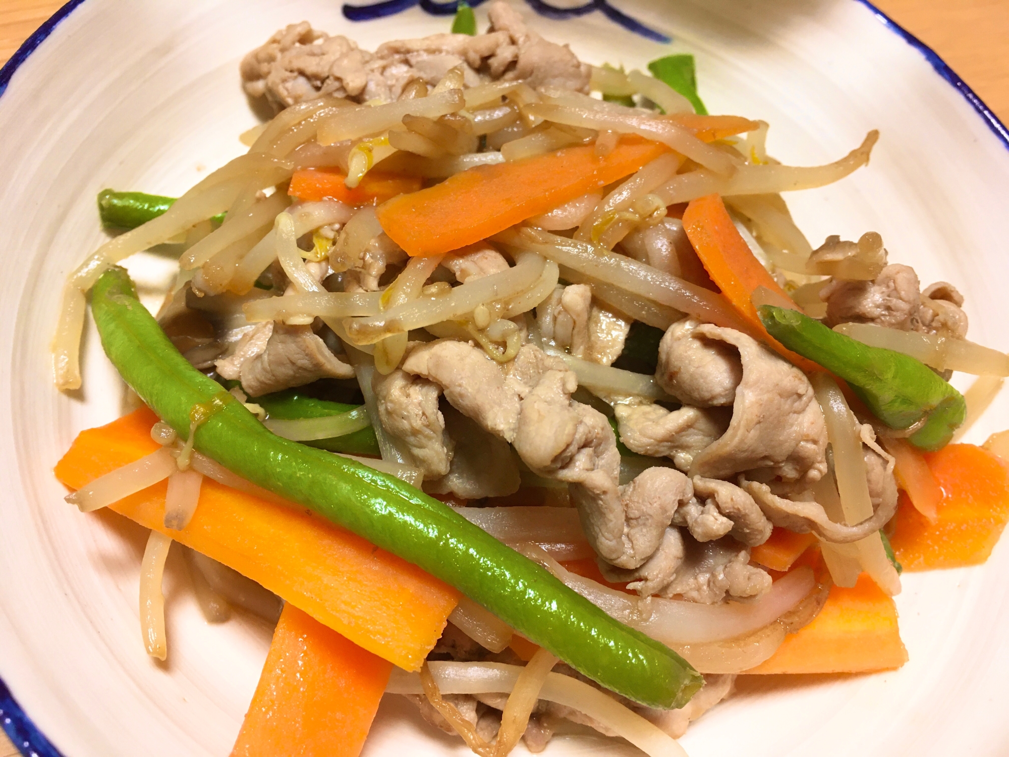 焼肉のタレで 肉野菜炒め レシピ 作り方 By トニっ子 楽天レシピ 焼肉のタレで 肉野菜炒め レシピ 作り方 By トニっ子 楽天レシピ