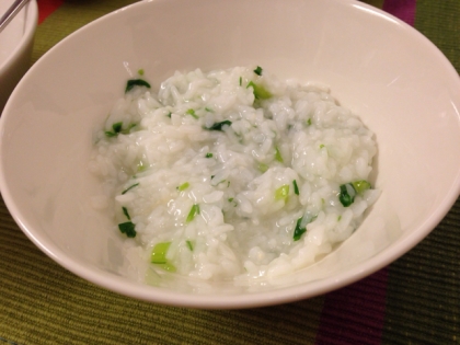 うちの子達好みの水気少な目お粥に作りましたが美味しかったです♪( ´θ｀)ノ末っ子は離乳食なので塩なしだけど、ペロリと完食してくれました☆ご馳走様でした！