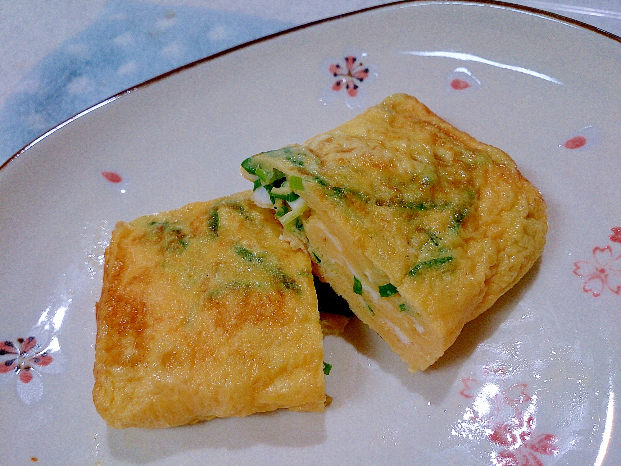 ココナッツオイルで焼くネギ塩の卵焼き