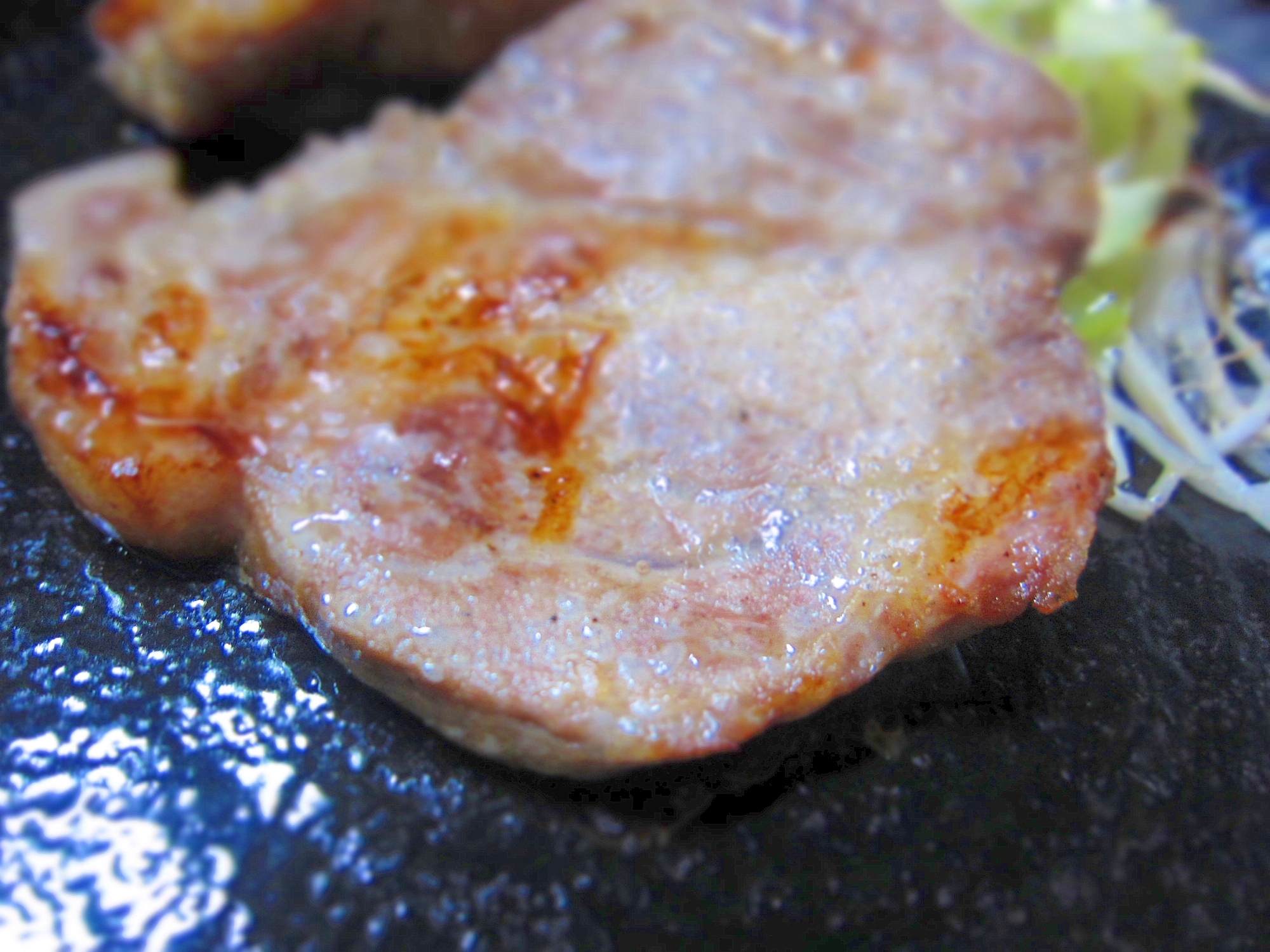 豚カツ用お肉で塩麹漬けステーキ☆