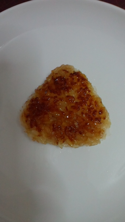 シンプルに醤油焼きおにぎり