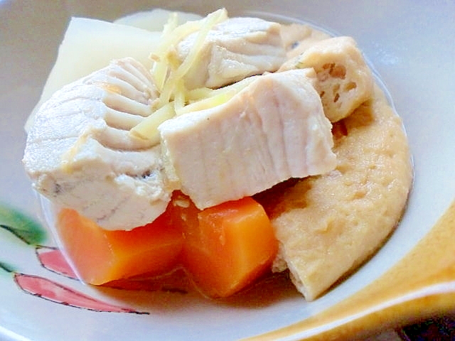 あっさりなのに濃厚な びんちょうマグロのがんも煮 レシピ 作り方 By Suzhoutomo 楽天レシピ あっさりなのに濃厚な びんちょうマグロのがんも煮 レシピ 作り方 By Suzhoutomo 楽天レシピ