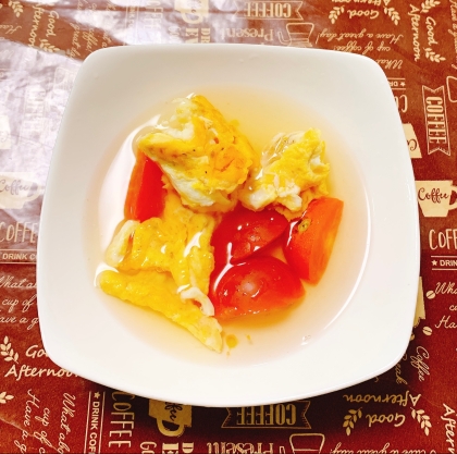 トマトとたまごの中華風スープ