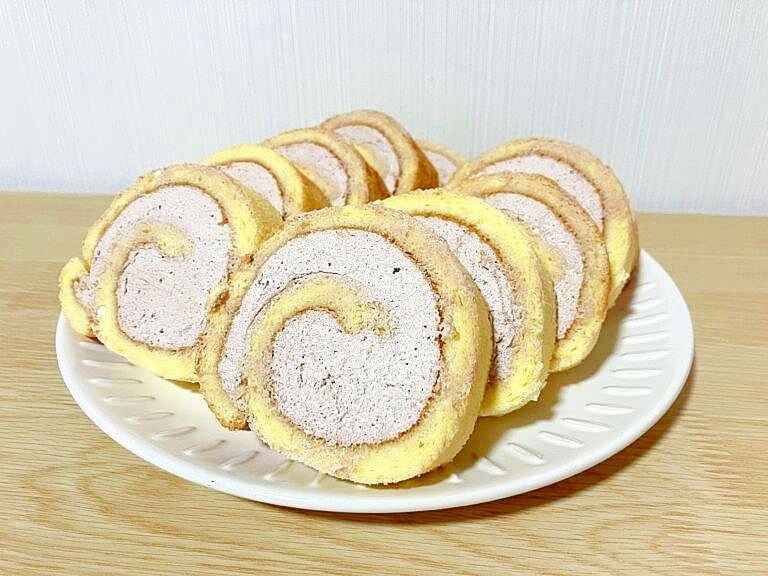 巻き方のコツがわかる!基本のロールケーキ(ココア)