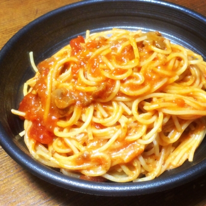 トマトとチーズの簡単パスタ