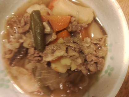 椎茸の旨味が美味しい肉じゃが