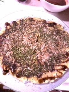 とてもふわふわでダシの効いたお好み焼きになりました。ヘルシーでもたれないので、ガンガンいけました(^-^)v