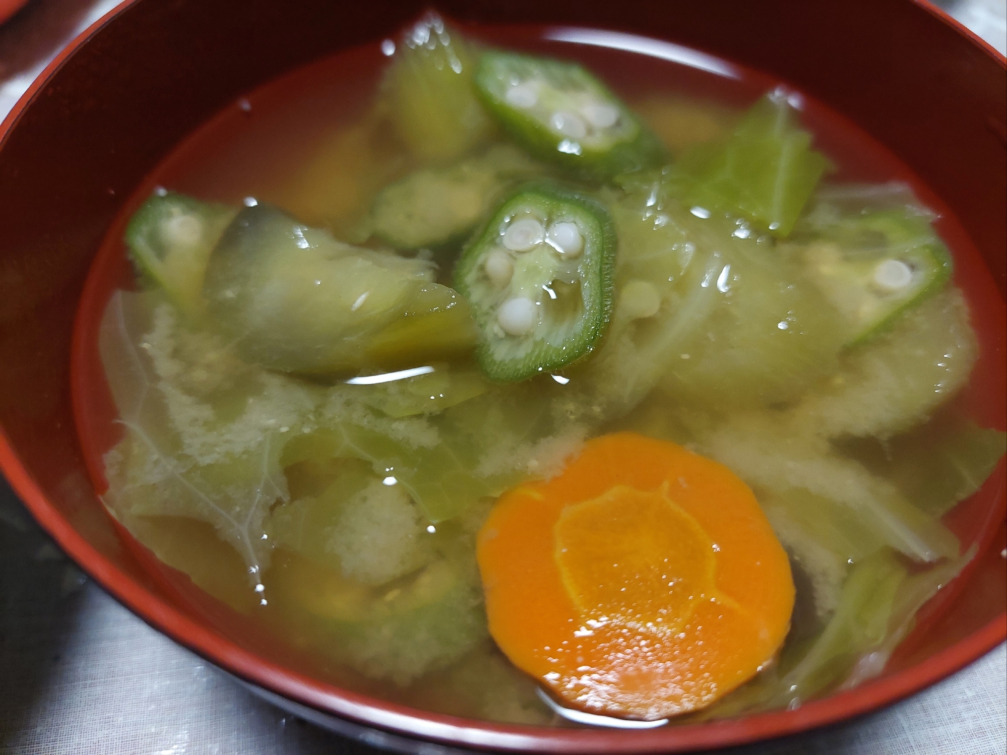 残りの野菜でお味噌汁