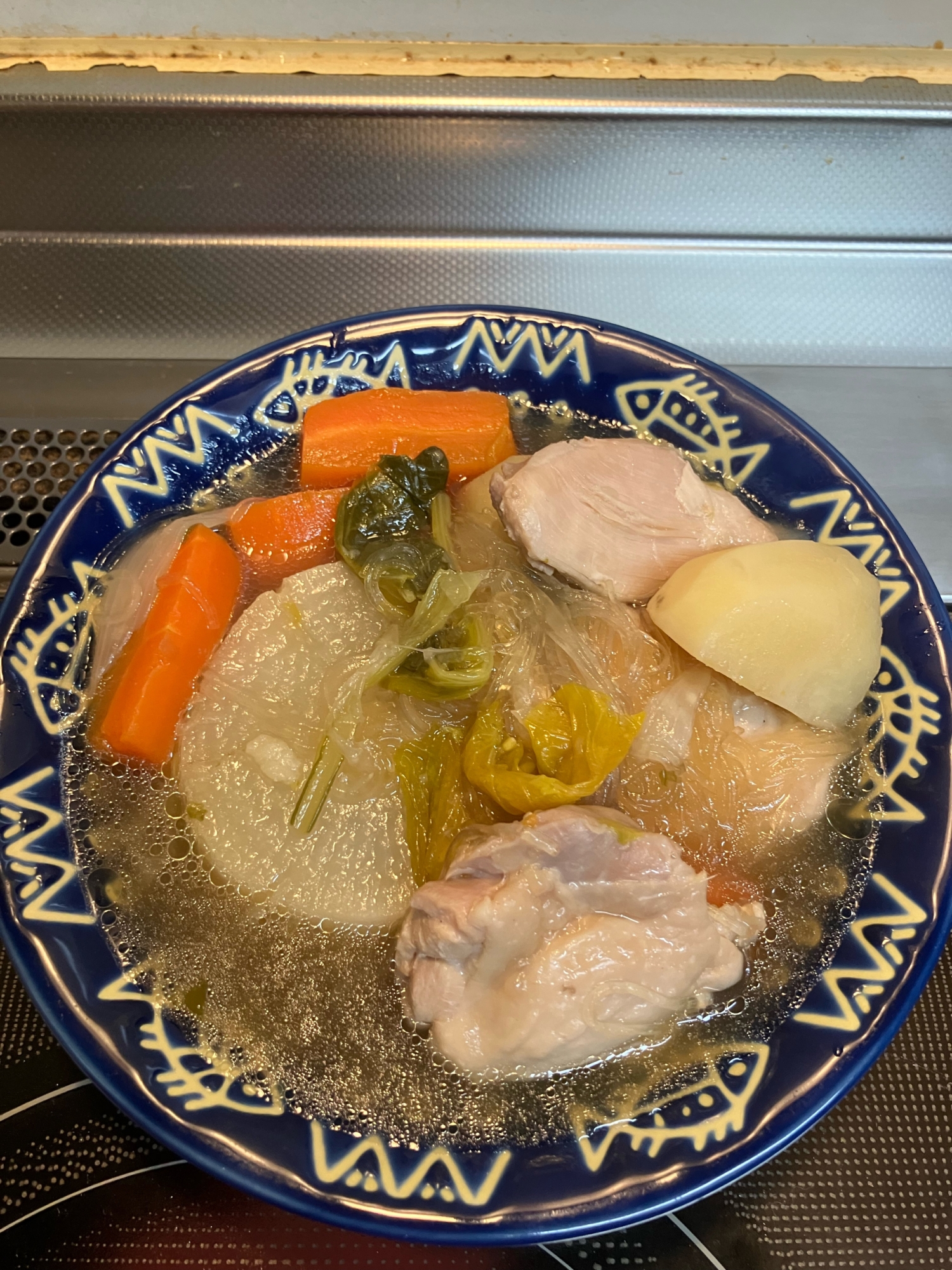 圧力鍋de鶏肉と大根とジャガイモの中華風煮込み♪
