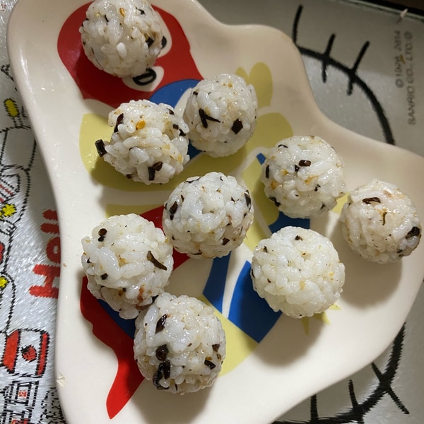 幼児食 ひじきのおにぎり レシピ 作り方 By Natukitchen 楽天レシピ 幼児食 ひじきのおにぎり レシピ 作り方 By Natukitchen 楽天レシピ