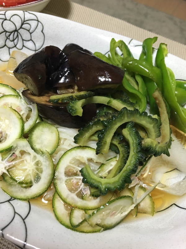 夏野菜サッパリ素麺