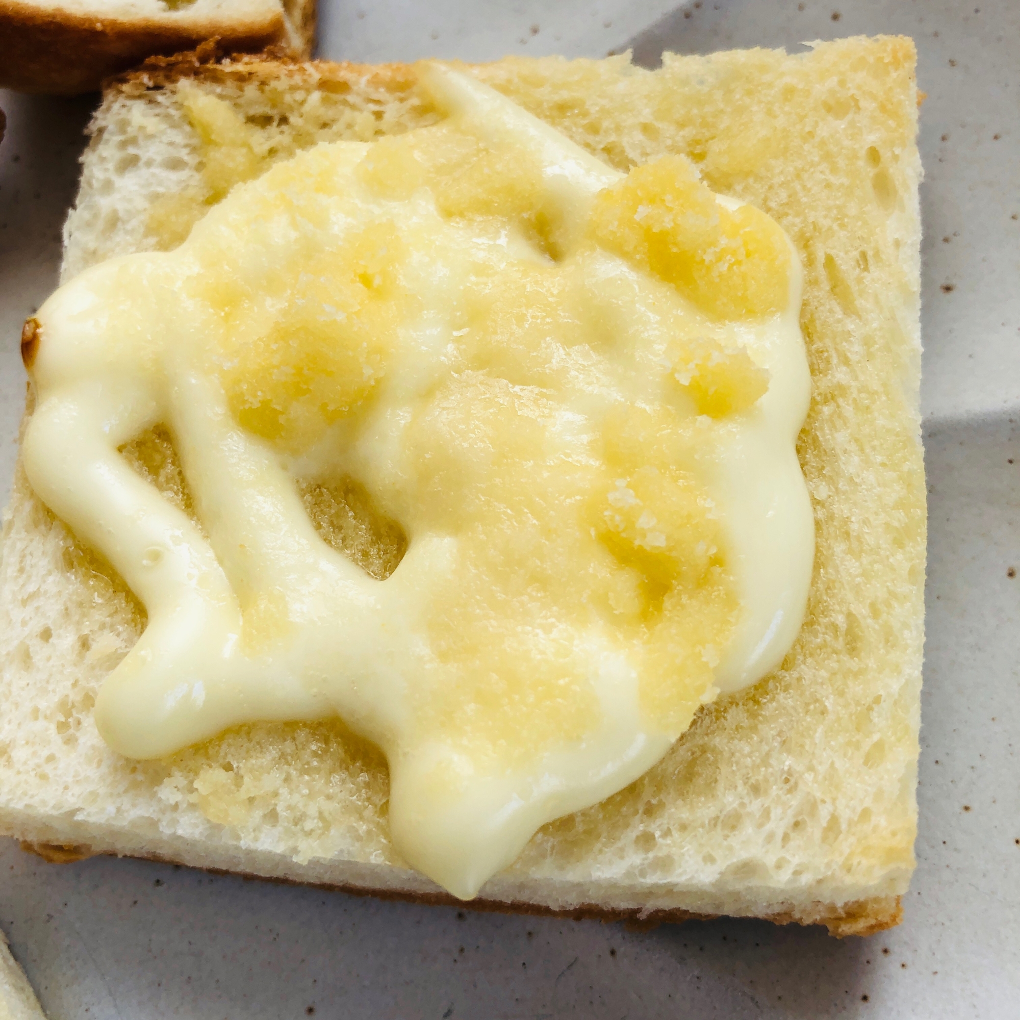 クリームチーズと練乳のトースト