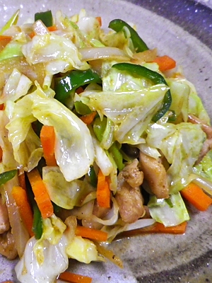 野菜たっぷり、鶏肉野菜炒め