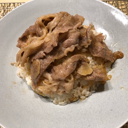 牛バラ肉、にんにくましましで作りました！とても美味しかったです！家族からも大好評でした♡