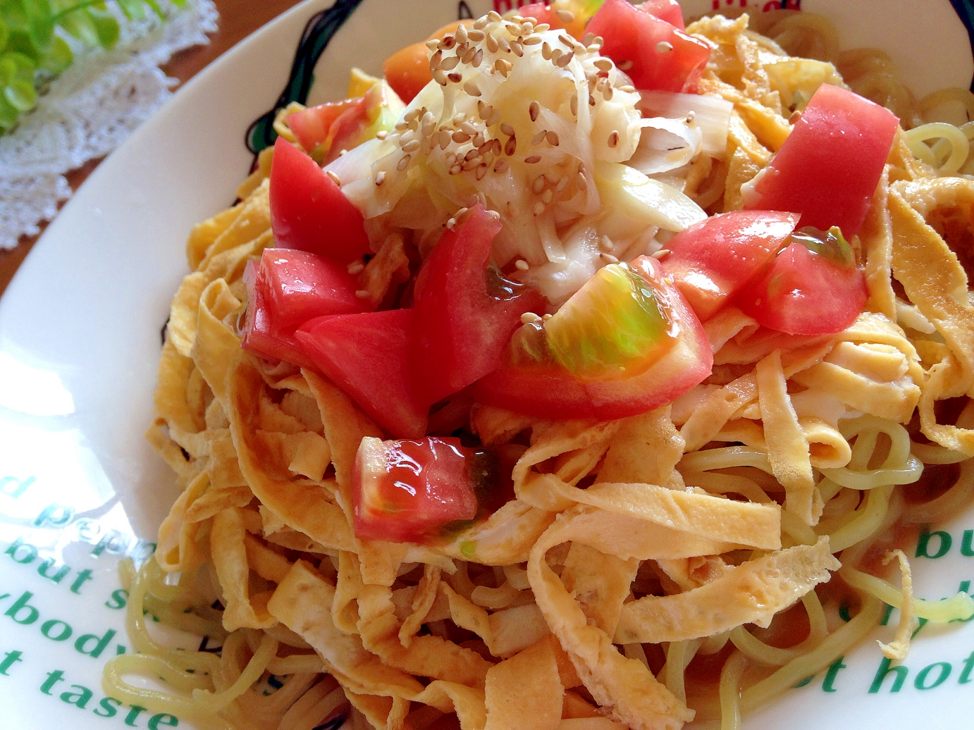 少ない材料で豪華に見せる！冷やし中華