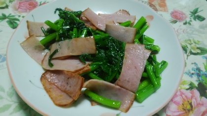 春菊とベーコンの塩炒め