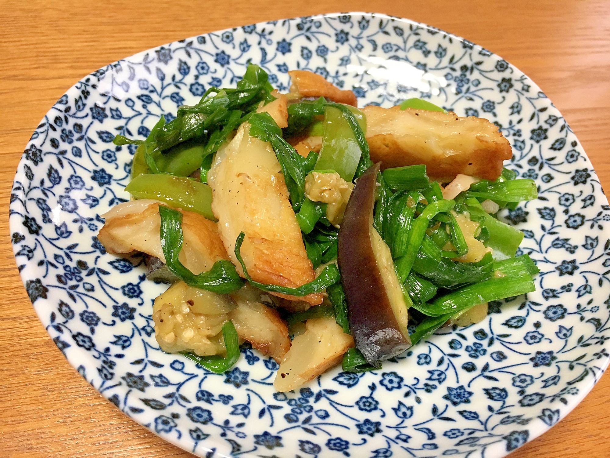 お弁当に♪さつまあげと茄子の炒め物